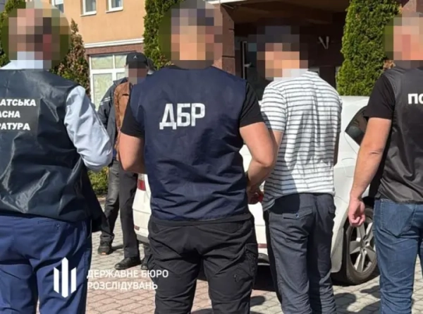 Судовий процес над митником і правоохоронцем за спробу організації нелегального виїзду громадян