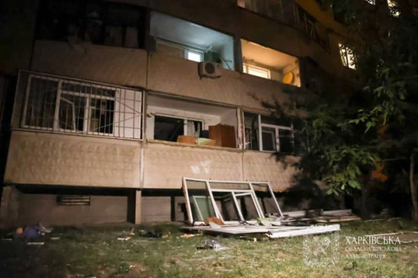 Кількість потерпілих від ракетного обстрілу Харкова збільшилась, рятувальники продемонстрували наслідки атаки