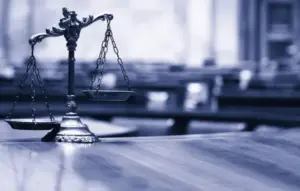Двох суддів Мар'їнського районного суду заарештовують – Верховний Суд дав…