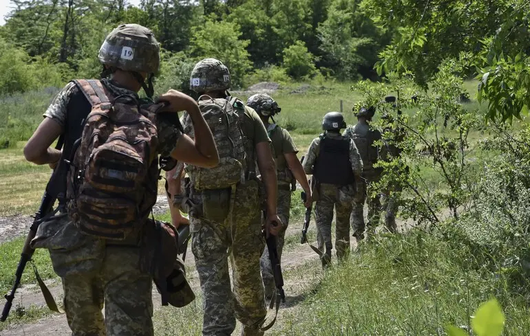 Бунятов розповів про складне тактичне положення українських військових у…