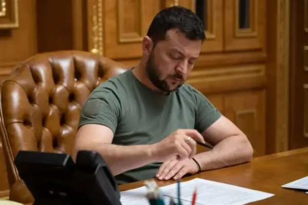 Право на гарантовану відпустку та додаткові 14 днів відпочинку: Зеленський підписав законопроєкт 