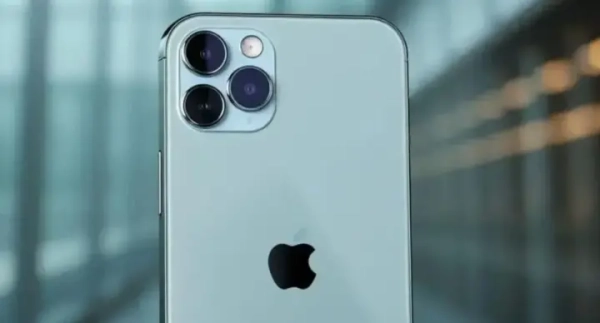 Apple представить iPhone 17 о