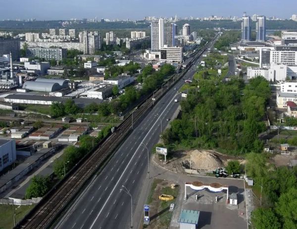 Рух транспорту на Броварському проспекті в Києві буде частково обмежено…