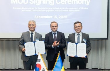 Україна та Корея створять центр для операторів важкої техніки: кого навчатимуть