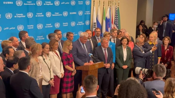 Україна, ЄС та 36 інших країн спільно закликають Росію припинити вбивства та розпочати змістовні переговори – заява