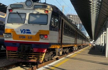 “Через знеструмлення Укрзалізниця скоригувала розклад руху поїздів”