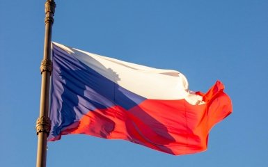 Чехія забезпечила Україні значний запас боєприпасів великого калібру.