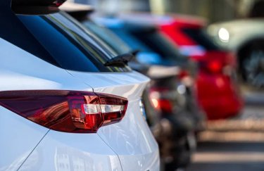 Авторинок ЄС: Топ країн-покупців (10+ мільйонів)