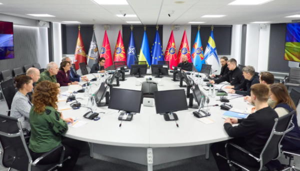 Федоров та очільниця оборони Нідерландів обговорили “Лінію дронів” і допомогу з F-16.