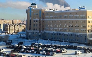 Атака дронів на нафтопереробний завод “Лукойл” в Ухті, РФ – кадри