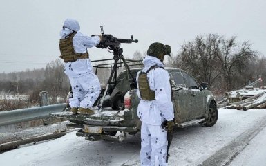 Протиповітряна оборона показала відеоматеріали бойових дій у західному регіоні України.