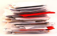 Чи застаріли листи і навіщо людям посткросінг?