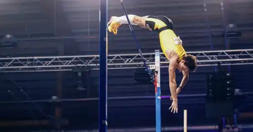 Дюплантіс знову покращив свій рекорд у стрибках з жердиною
