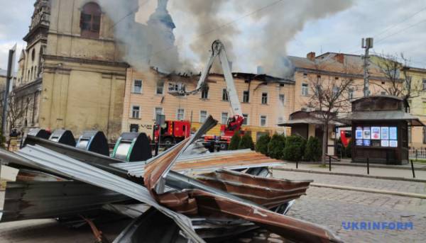 Зеленський про масовану атаку на Україну: РФ не прагне завершення війни, необхідний…