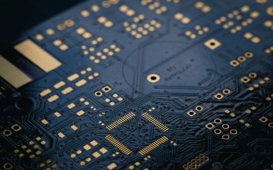 Нейронний чип грає у відеогру: репортаж