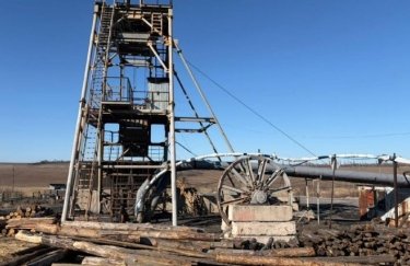 Нелегальна копальня на Донеччині: затримання зловмисників.