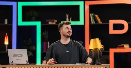 Євген Янович відкрив свіже YouTube-шоу та “підкорив” соцмережі зірок