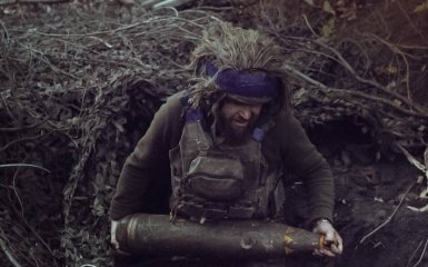 Українські воїни відбили близько пів сотні наступів російських військ зранку.