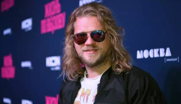 Російський співак Архипов тепер у списку загроз національній безпеці України.