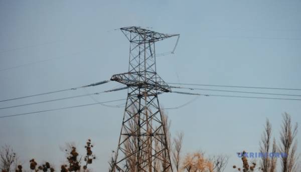 Від російського удару знеструмлено шість регіонів.