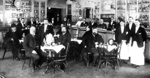 У пошуках рожевої Намелаки: де колись ласувала шоколадом та зацукрованими каштанами київська&hellip;