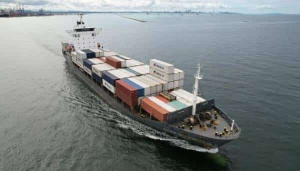 Спецслужби ідентифікували 51 корабель, задіяний у транспортуванні російської нафти та викраденого українського…