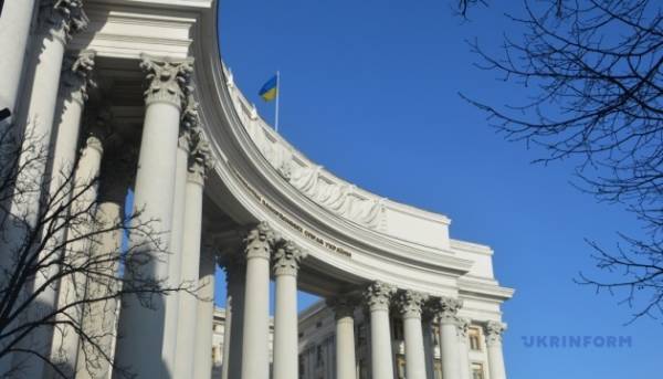 Україна заздалегідь повідомила Угорщину про невідповідний час для візиту їхньої делегації.