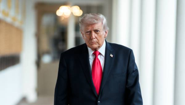 Трамп погрожує припинити озброєння України, якщо Європа не посприяє деблокаді Ормузької протоки&hellip;