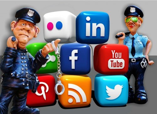 Хто розповідає усю правду про вас в Інтернеті?