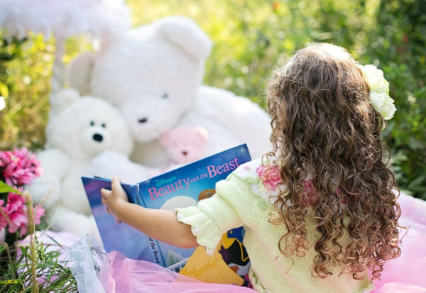 Всесвітній день дитячої книги. А ви любите казки?