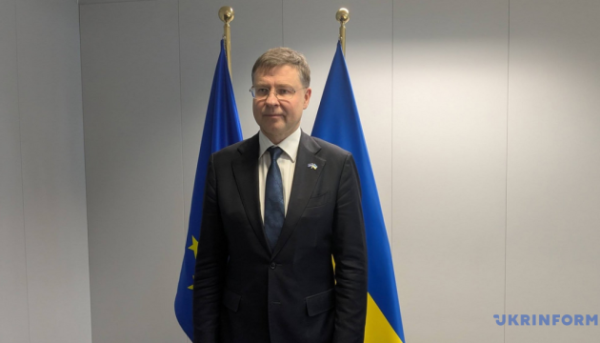 Відповідальність за атаку на сховище ЧАЕС неминуче наздожене Росію – Домбровскіс