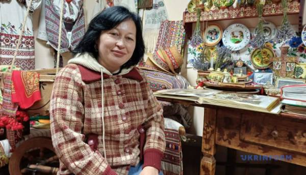 Embroidered shirts from old photos