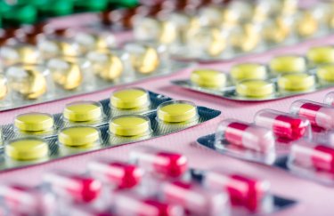 Імпортні препарати додадуть у вартості через курс валют / Depositphotos таблетки