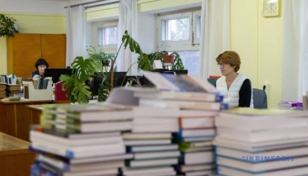 Українські бібліотеки: близько третини працівників – старші за 60.