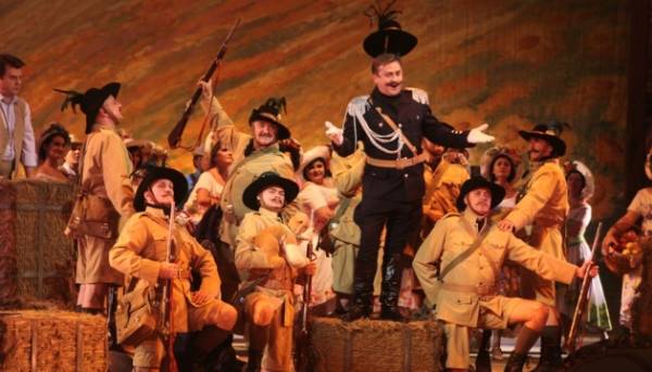 Відійшов у засвіти провідний соліст Національної опери, Петро Приймак.