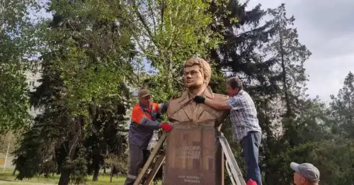 В Краматорську зняли барельєф Стуса і пам’ятник Шевченку – їх готують до&hellip;