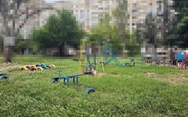 Російські війська обстріляли дитячий майданчик у Херсоні з реактивних систем залпового вогню,&hellip;