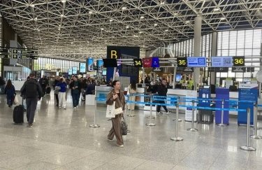 Робота 13 аеропортів РФ призупинена: об’єкт аеронавігації атаковано дронами.