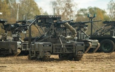 Україна має намір випустити 25 000 сухопутних дронів для передової.