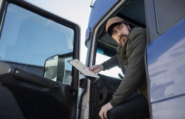 Українські підприємства значно наростили придбання вантажних та пасажирських транспортних засобів