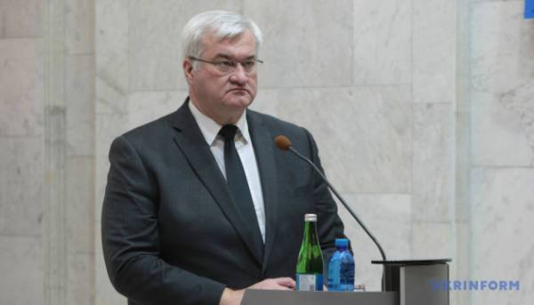 До Сеула приїхав Сібіга з візитом.