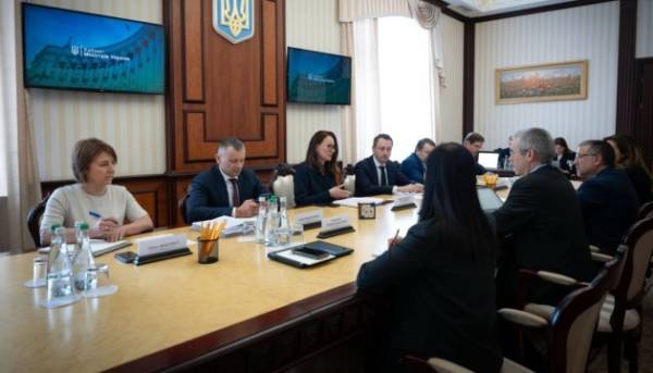 Свириденко провела зустріч із представниками місії МВФ