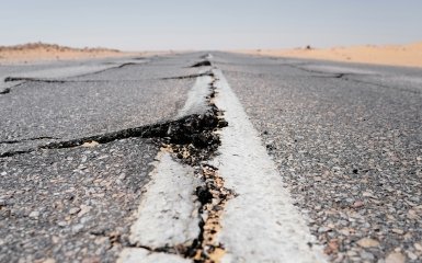 Греція одразу пережила серію землетрусів.