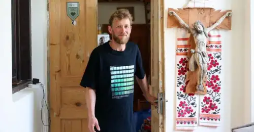 Від Унівської лаври до Бахмута: реставратор повернувся з війни, щоб зберегти культурну…