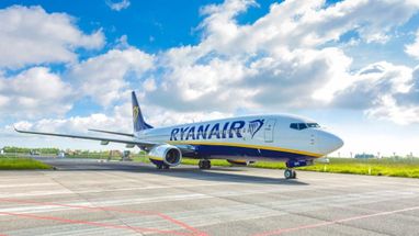 Ryanair зазнав тридцятивідсоткового зменшення прибутку через зростання цін на пальне.