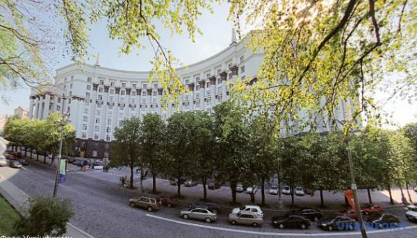 Кабінет Міністрів розробляє комплекс заходів для забезпечення експортних поставок.