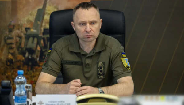 Зловмисники сфабрикували підроблену сторінку головнокомандувача Збройних Сил України Драпатого.