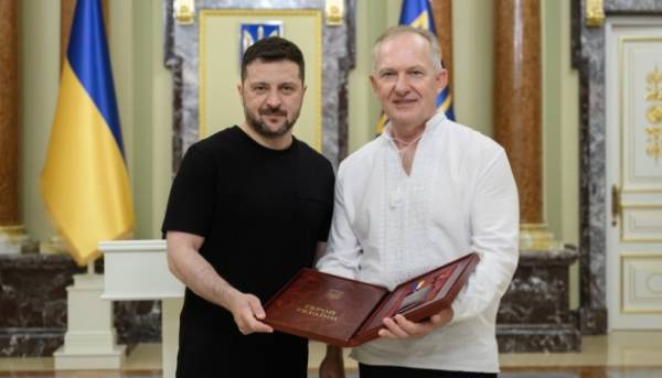 Володимир Зеленський надав звання Героя України Сергію Риженку, який очолює Дніпропетровську обласну лікарню.