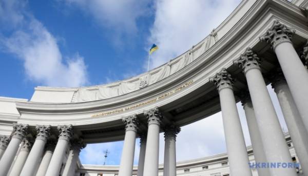 МЗС заявило, що висловлювання екс-посла Ніжинського є хибними, та звернулося до відповідних органів.