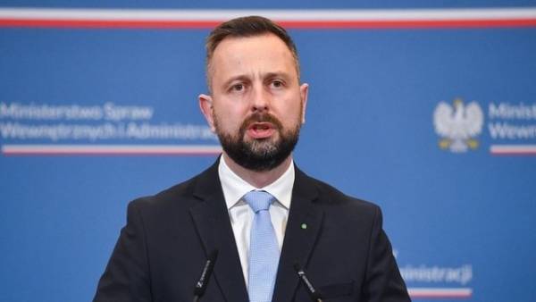 Міністр оборони Польщі висловив думку, що заклики до послаблення України не відповідають дійсності.